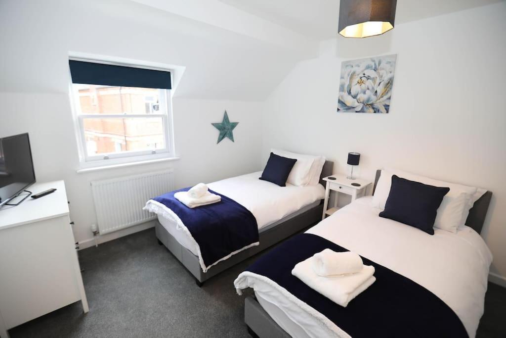 Exmouth - Apartment 1, Strand House - Modern 2 Bedroom Apartment, Perfect Location For Access To Beach & Town Centre - Sleeps 4 Guests - No Parking - Hosted By Rentmyhouse Exteriör bild